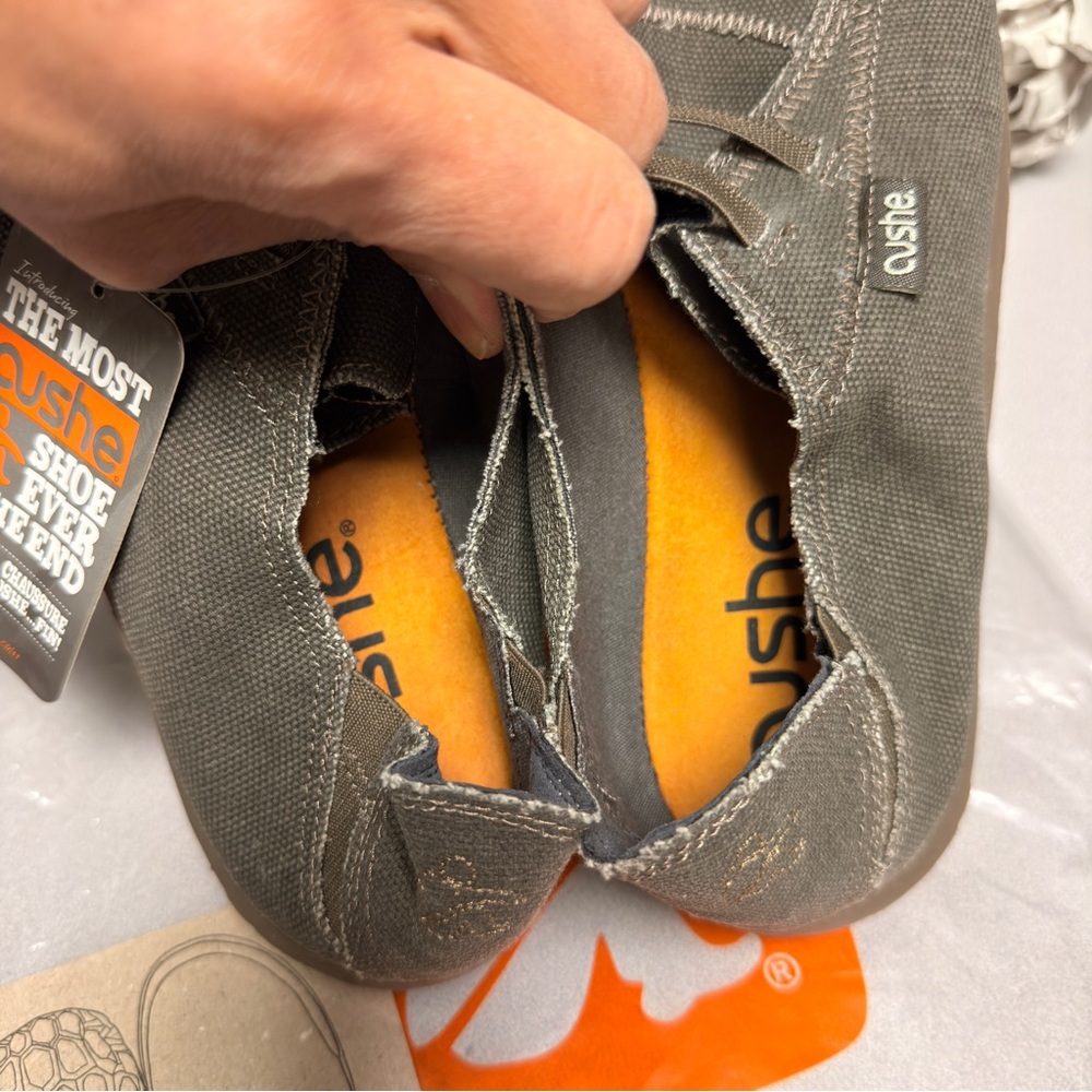 Cushe Men's Canvas Slipper Shoe - Picture 4 of 9